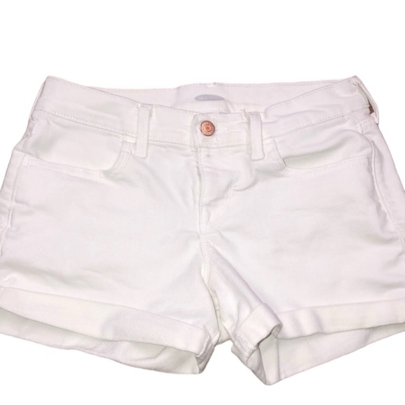Old navy size 2 white cuffed jean shorts - Picture 1 of 6